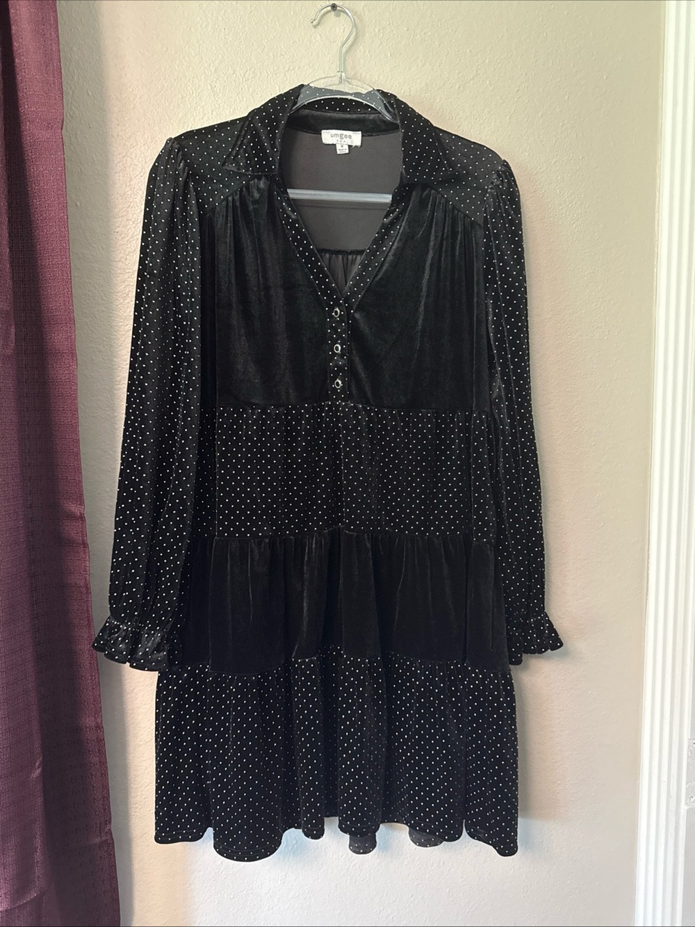 #816 Umgee Black Velvet Silver Embellished  Boho Dress Size Medium